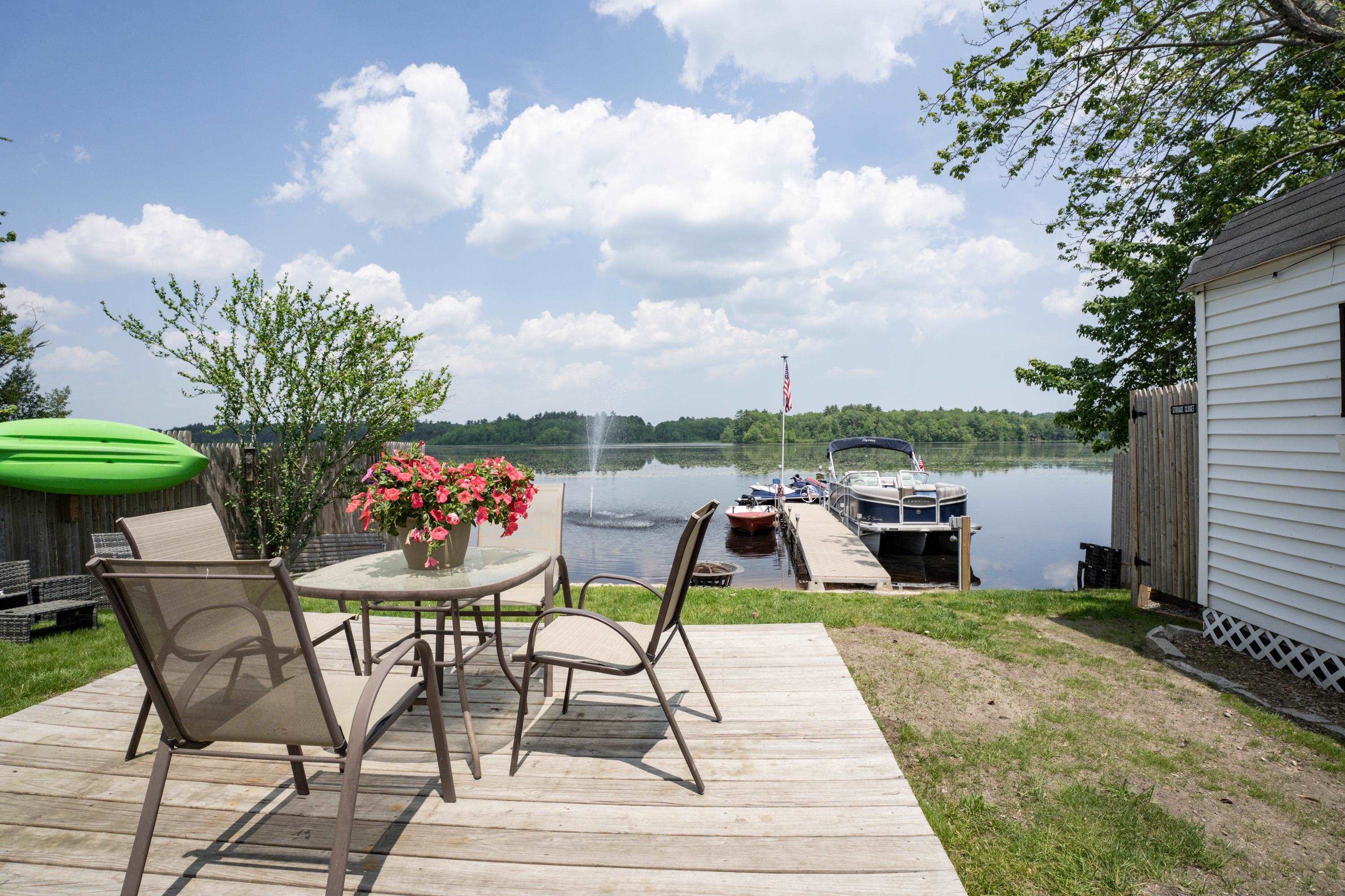 15 Maple Street Kingston, NH 03848 - Photo 2 of 51