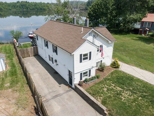 $550,000 | 15 Maple Street, Kingston, NH 03848