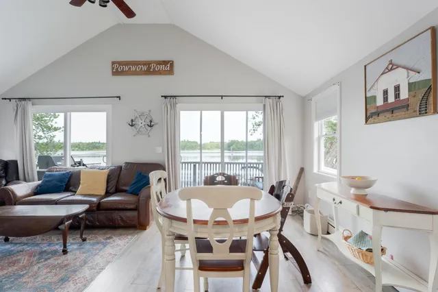 $550,000 | 15 Maple Street, Kingston, NH 03848