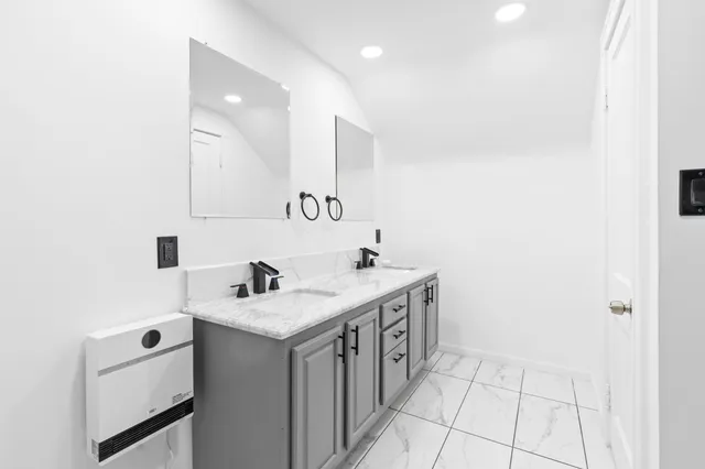 $190,000 | 2929 North 25th Street, Milwaukee, WI 53206