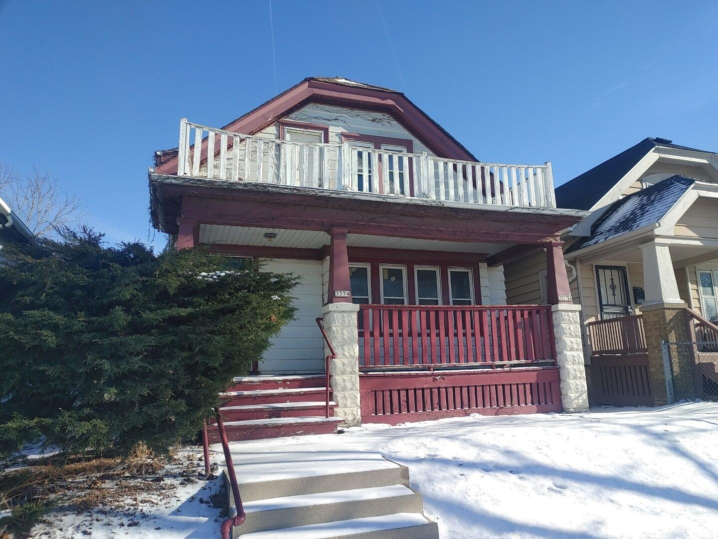 3374 North 30th Street Milwaukee, WI 53216 - Photo 2 of 28 TimePhoto_20260102_130149