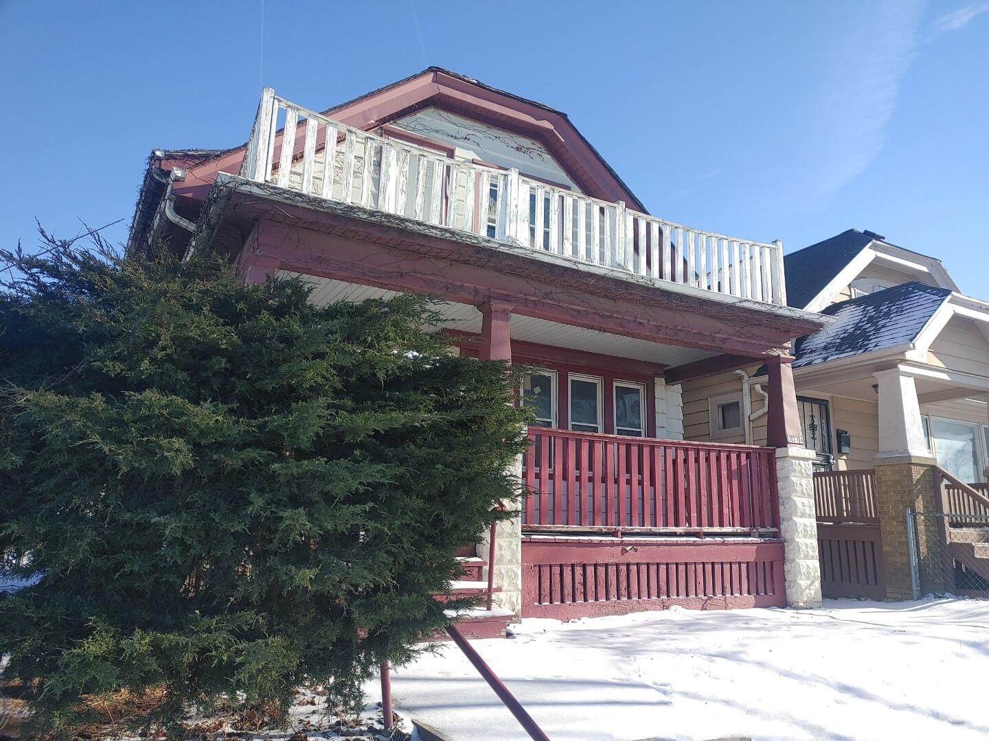 3374 North 30th Street Milwaukee, WI 53216 - Photo 3 of 28 TimePhoto_20260102_130152