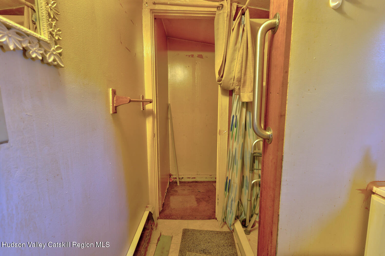 606 Main Street Cairo, NY 12413 - Photo 49 of 70 a bathroom with a tub