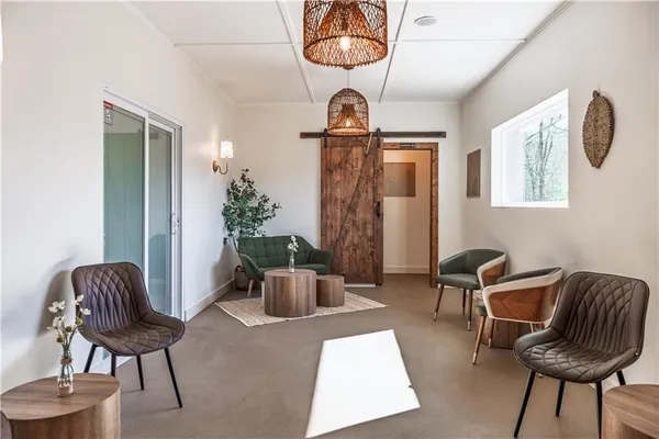 a view of entryway with seating area