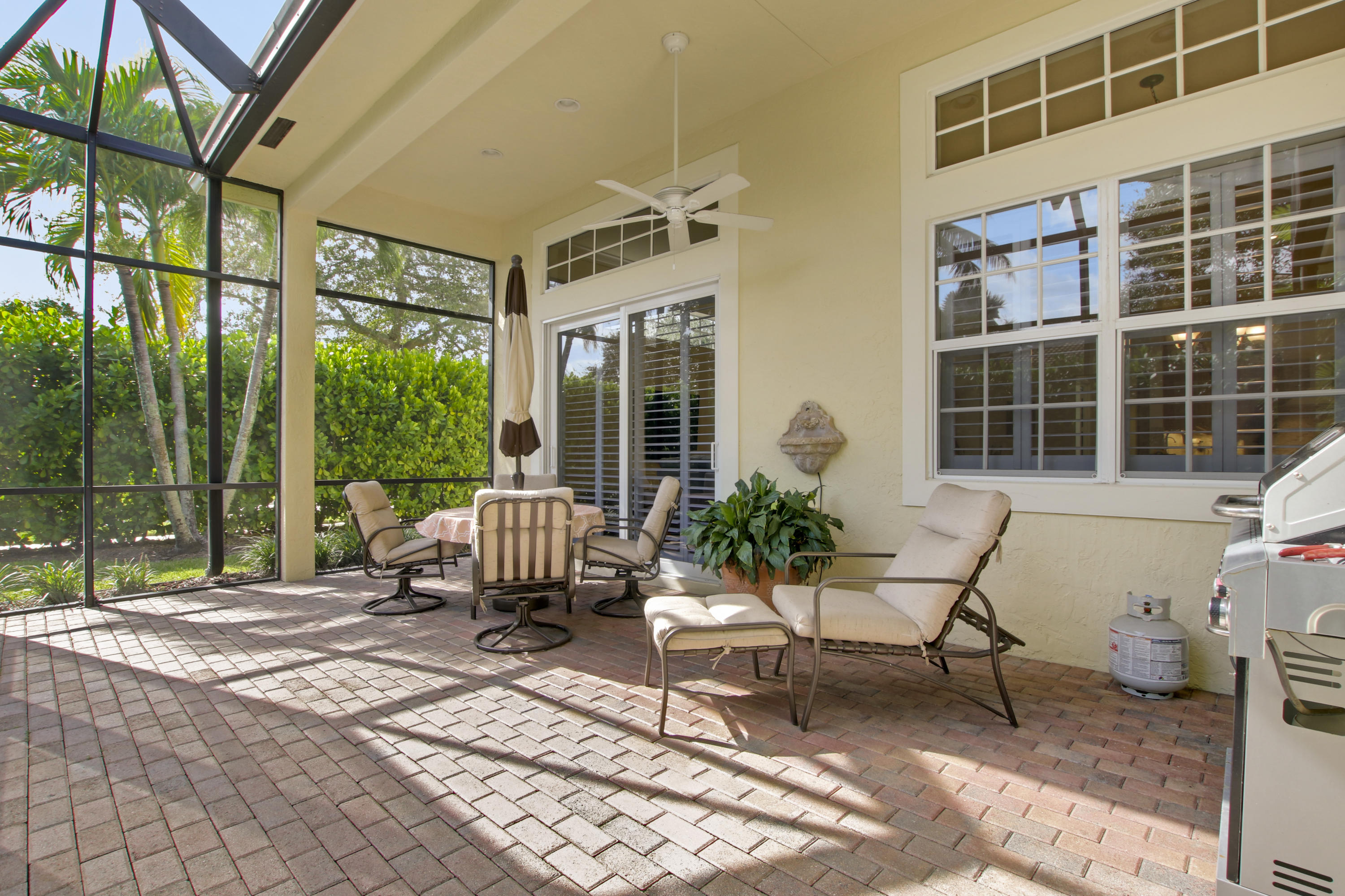 122 Via Santa Cruz Jupiter, FL 33458 - Photo 26 of 36 Porch