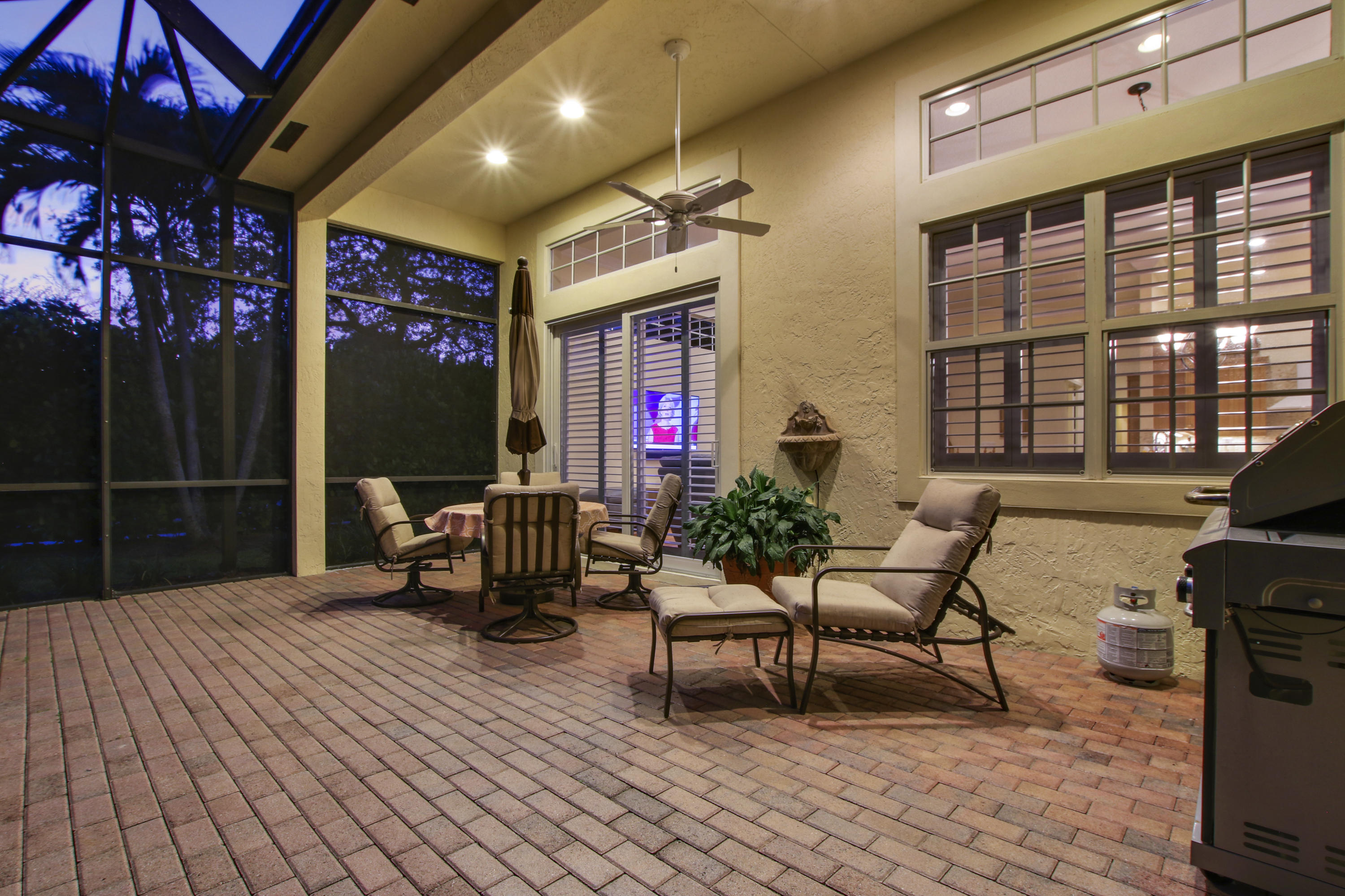 122 Via Santa Cruz Jupiter, FL 33458 - Photo 31 of 36 Porch