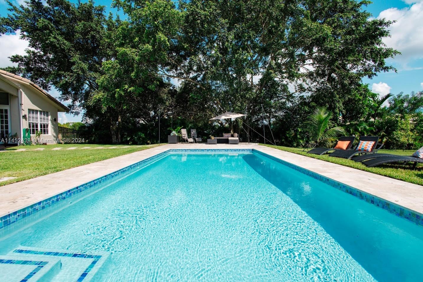 6110 Falconsgate Avenue Davie, FL 33331 - Photo 27 of 33