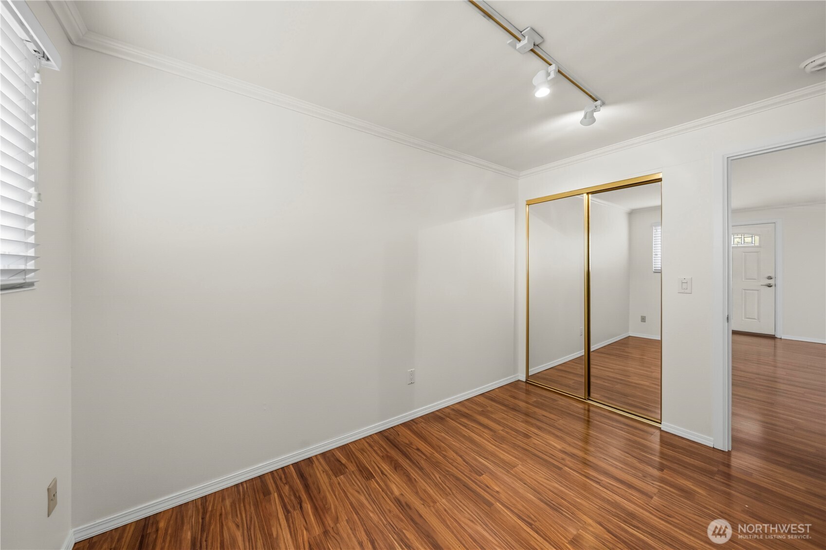 809 North 6th Street Renton, WA 98057 - Photo 20 of 40