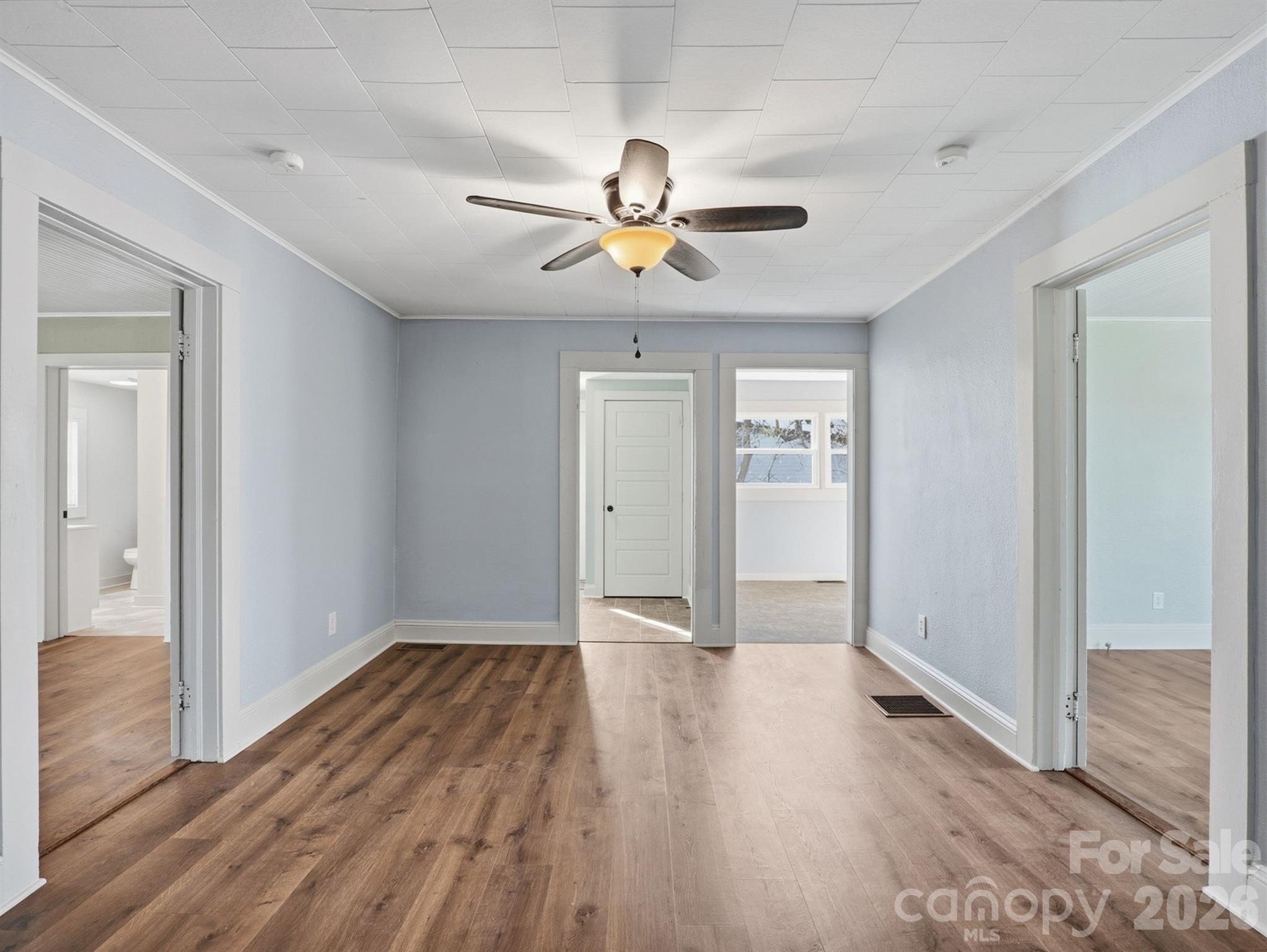 61 27th Street Northwest Hickory, NC 28601 - Photo 11 of 30