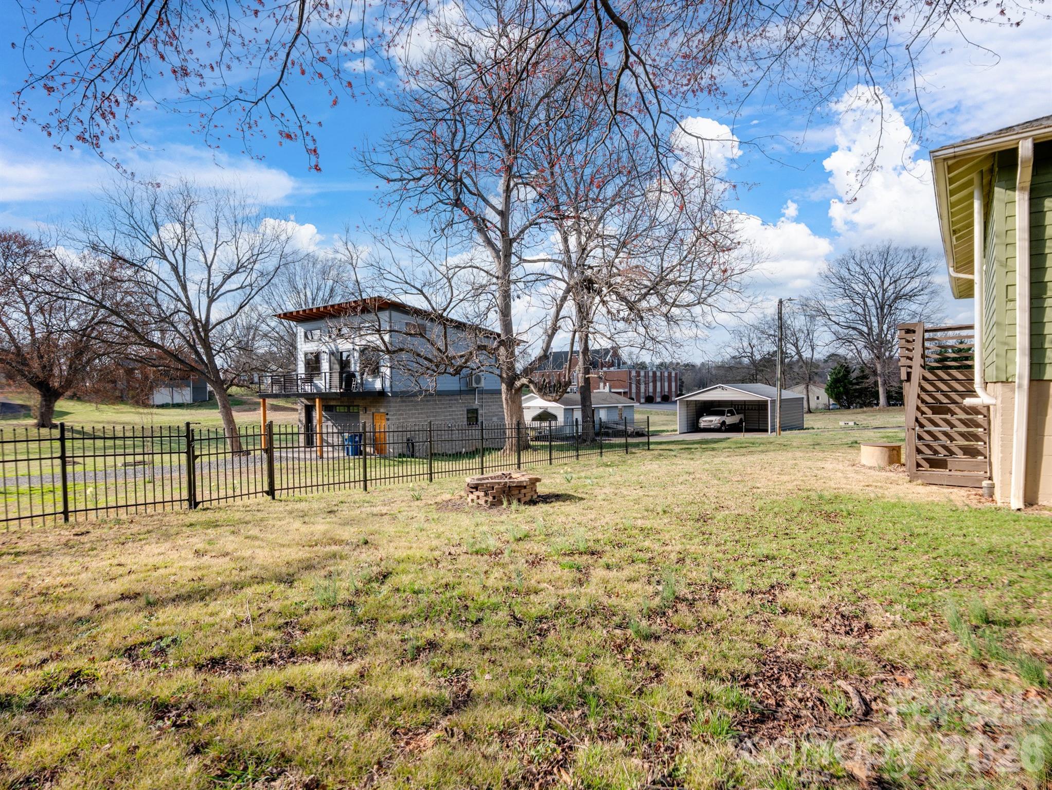 61 27th Street Northwest Hickory, NC 28601 - Photo 23 of 30