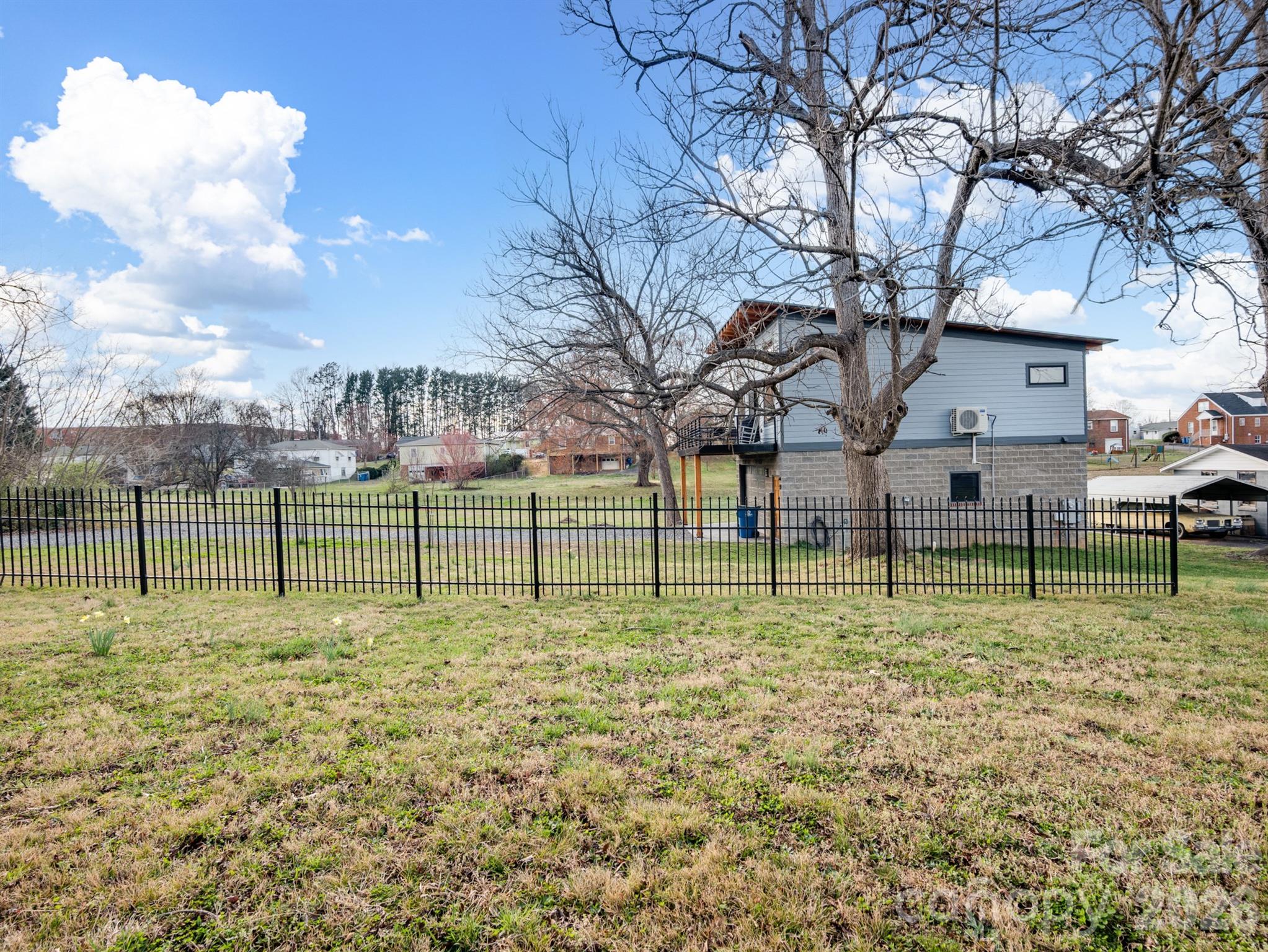 61 27th Street Northwest Hickory, NC 28601 - Photo 24 of 30