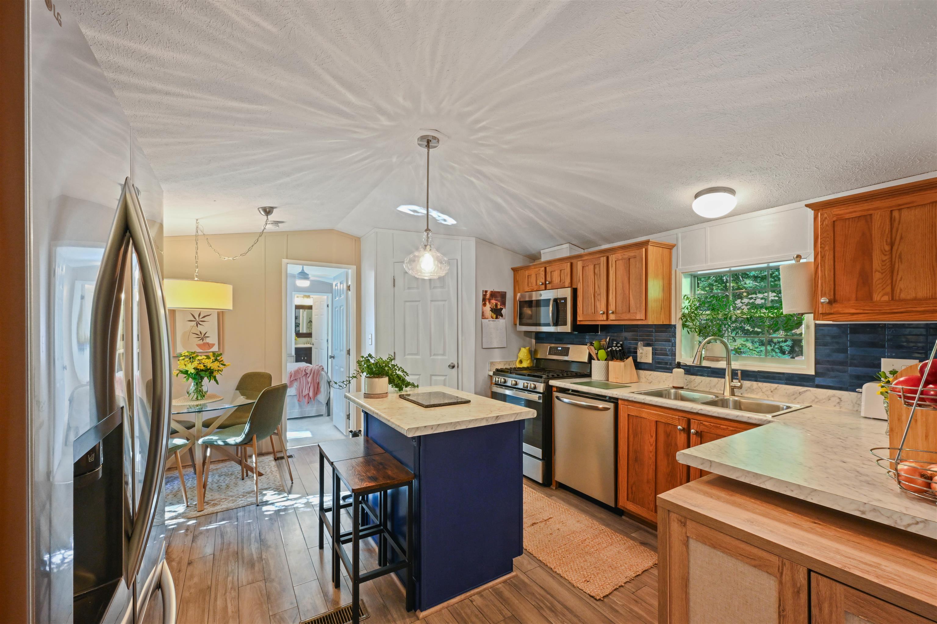 347 Shannon Road Colchester, VT 05446 - Photo 5 of 21 Gallery Image 5