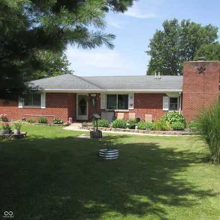 $300,000 | 6554 North Forest Street, Eminence, IN 46151