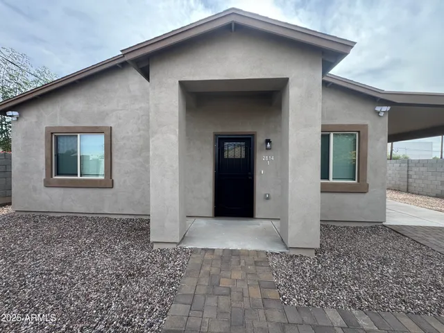 $2,500 | 2814 East Roeser Road, Unit 1, Phoenix, AZ 85040