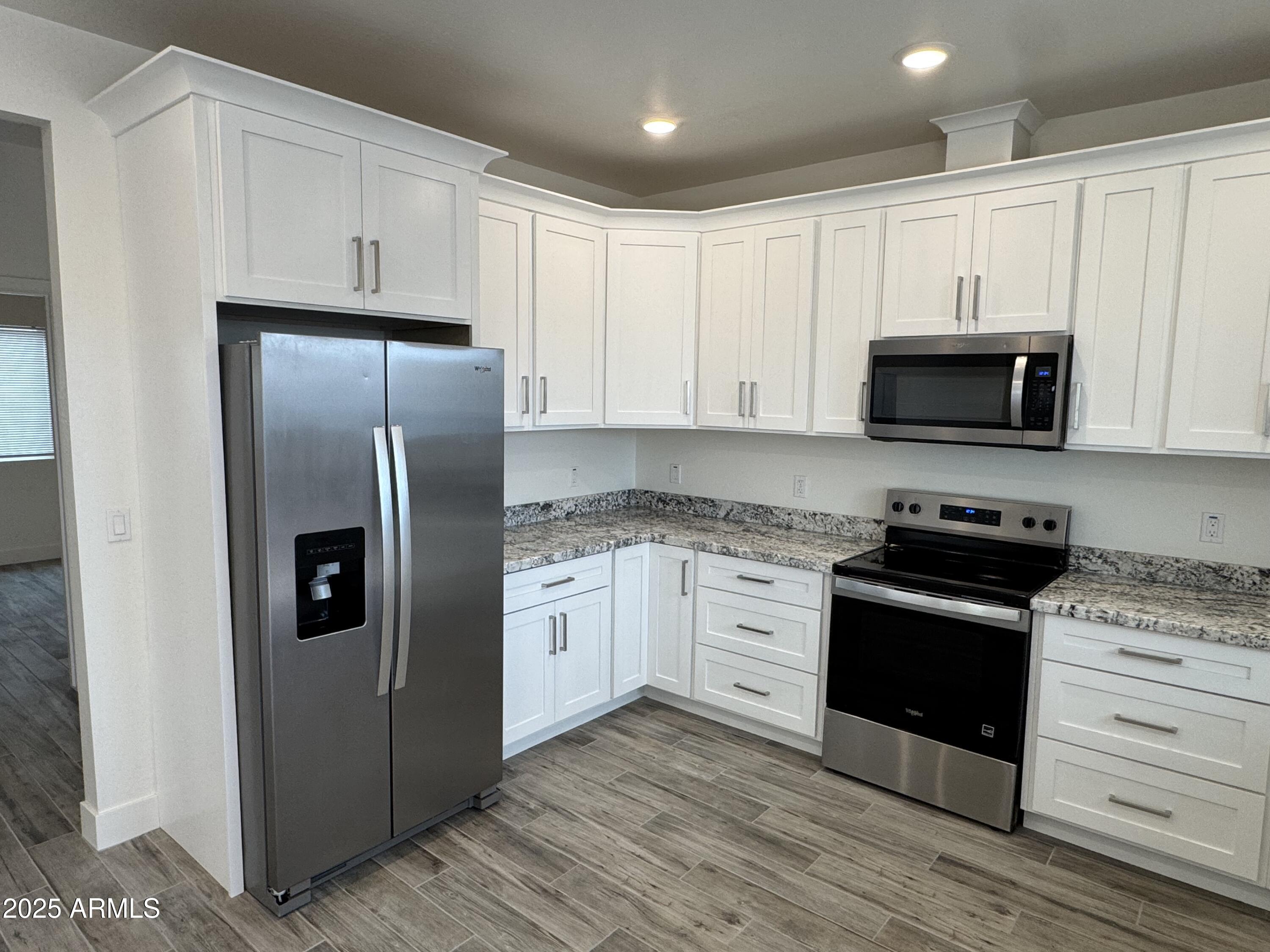 2814 East Roeser Road, Unit 1 Phoenix, AZ 85040 - Photo 6 of 16 IMG_2636