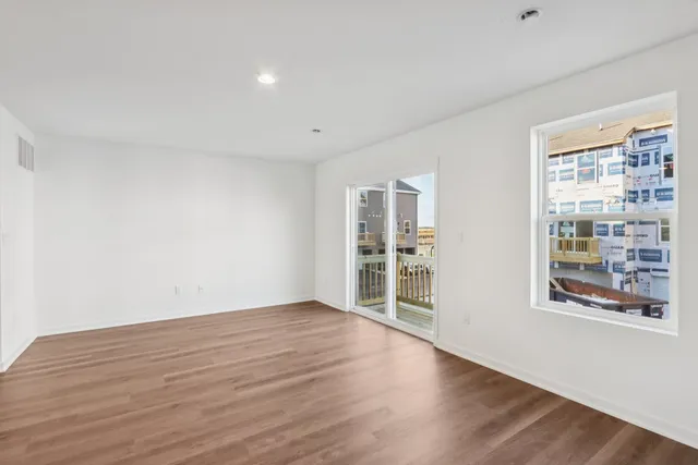 $364,990 | 1389 Oakfield Lane, Pingree Grove, IL 60140