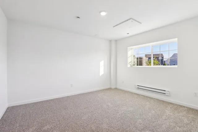 $364,990 | 1389 Oakfield Lane, Pingree Grove, IL 60140