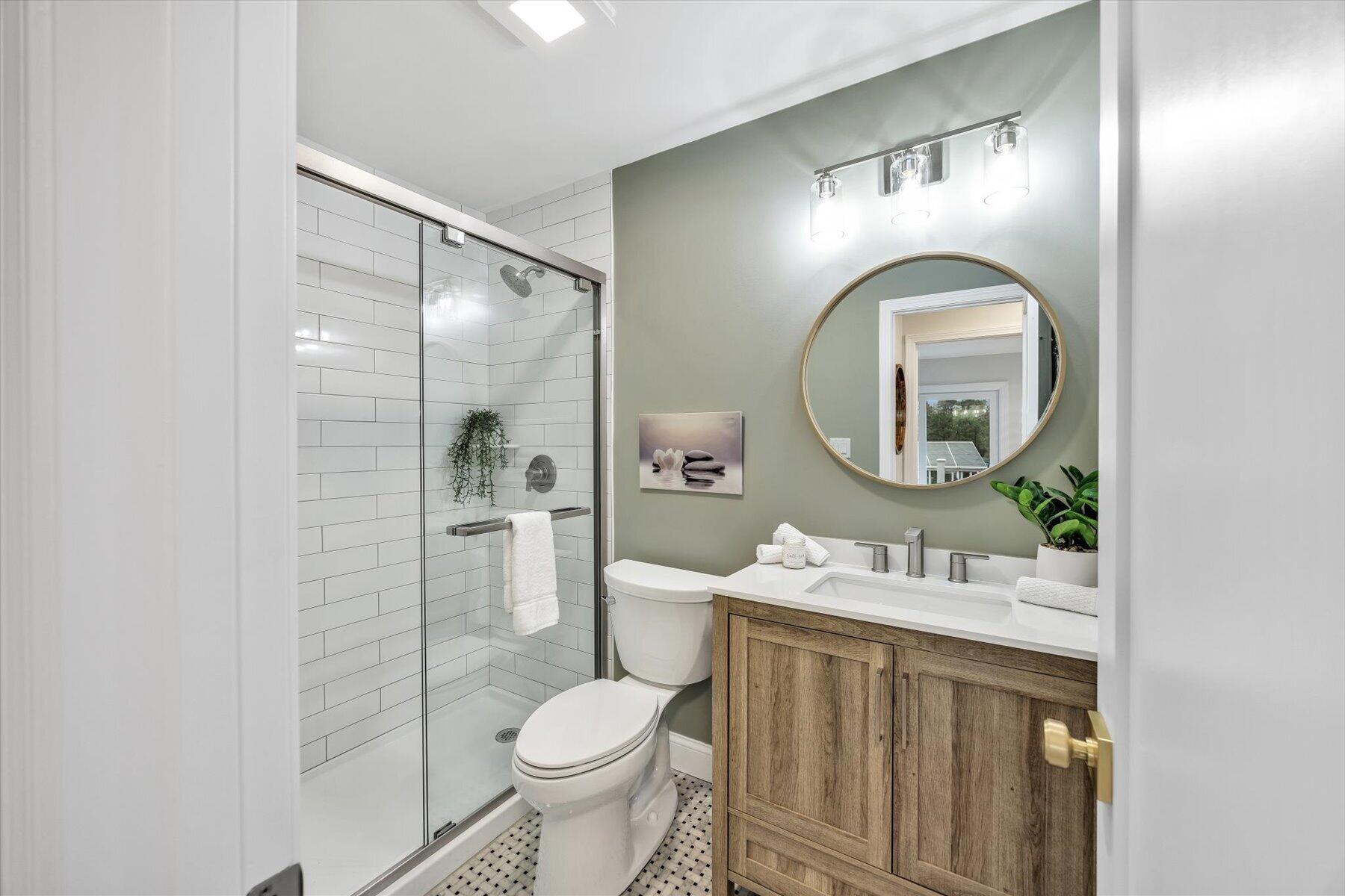 100 Fletcher Lane, Unit G Brewster, MA 02631 - Photo 4 of 30 Bathroom