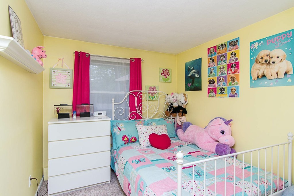77 Yvonne Road Bellingham, MA 02019 - Photo 15 of 25 Gallery Image 15