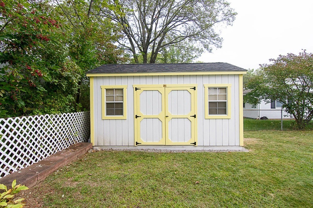 77 Yvonne Road Bellingham, MA 02019 - Photo 22 of 25 Gallery Image 22