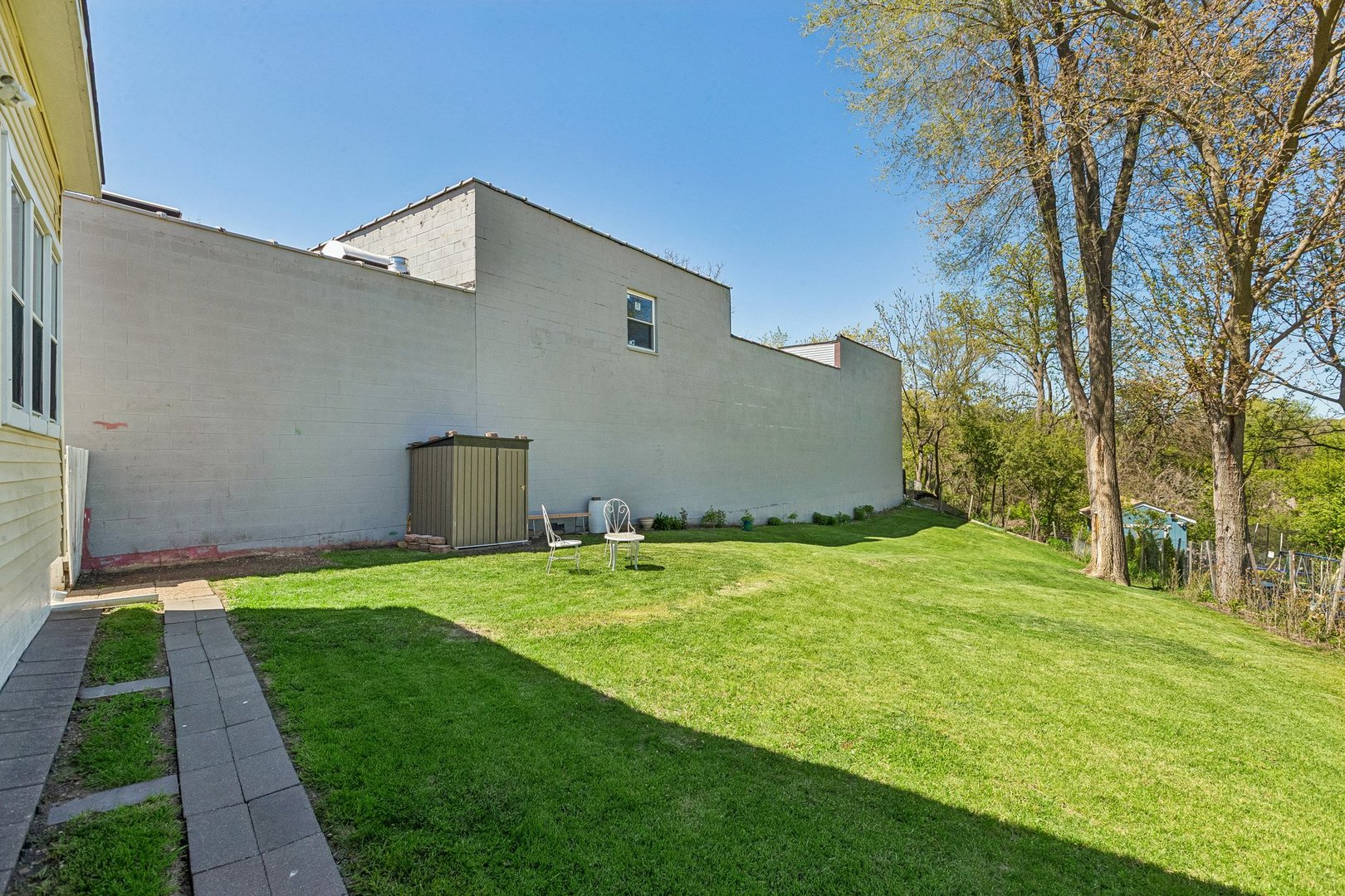 700 Villa Street Elgin, IL 60120 - Photo 19 of 22