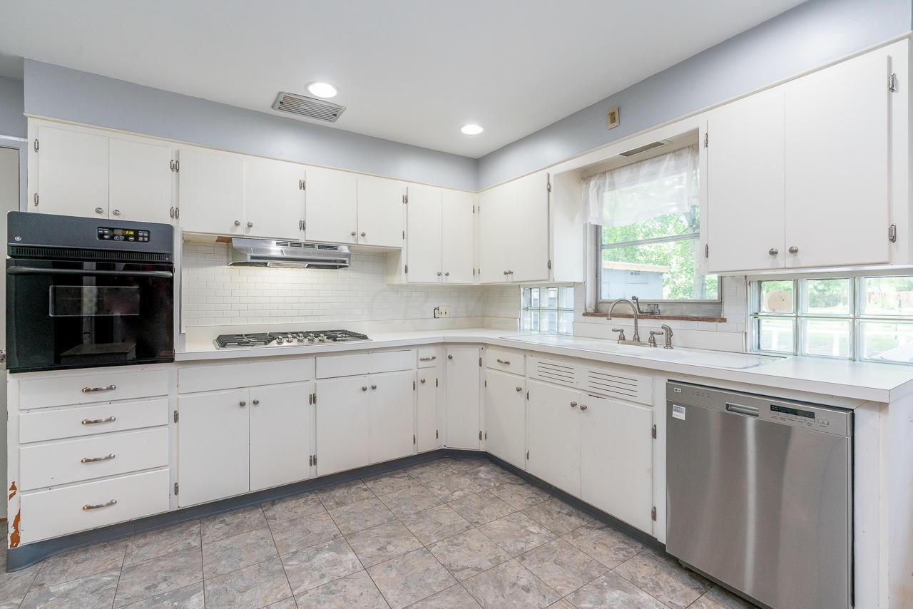 3522 West Henderson Road Columbus, OH 43220 - Photo 14 of 45 Gallery Image 14