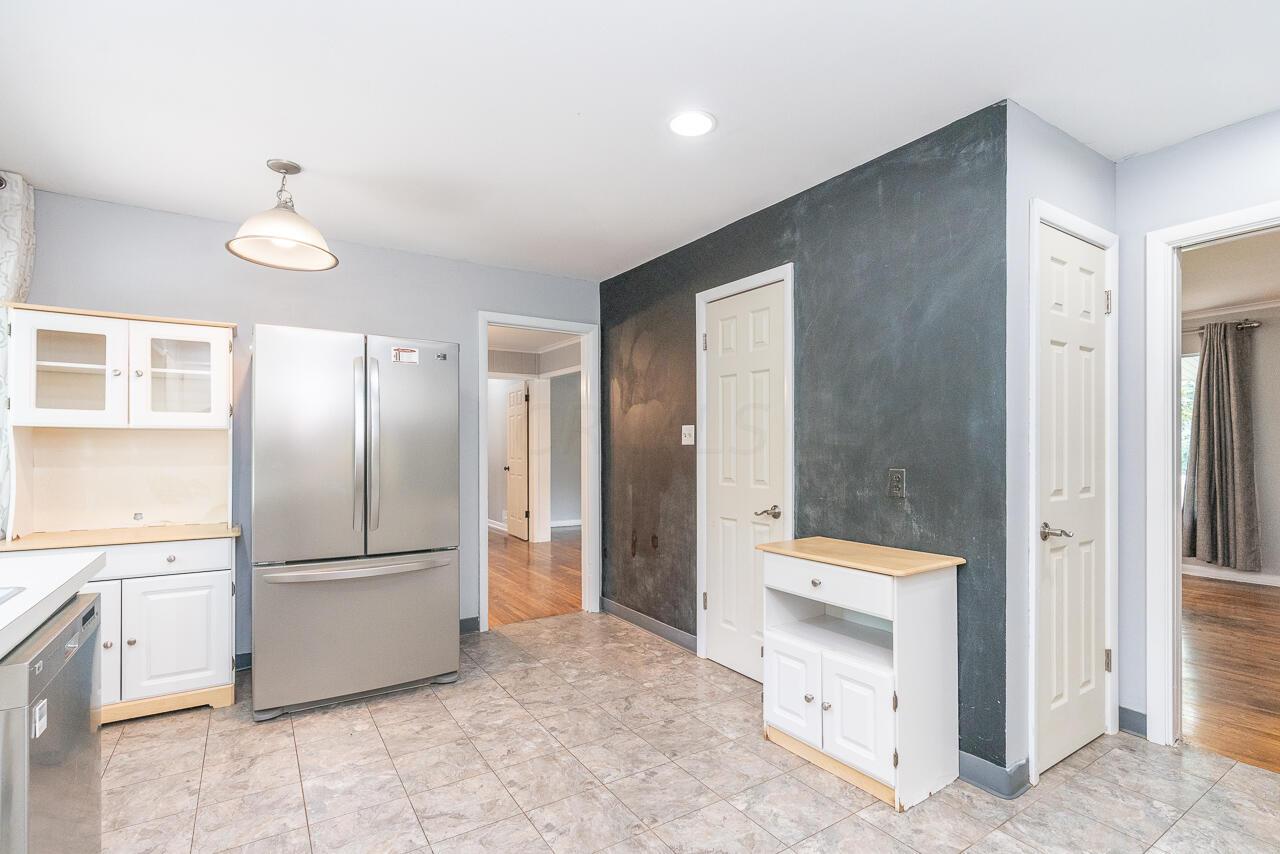 3522 West Henderson Road Columbus, OH 43220 - Photo 17 of 45 Gallery Image 17