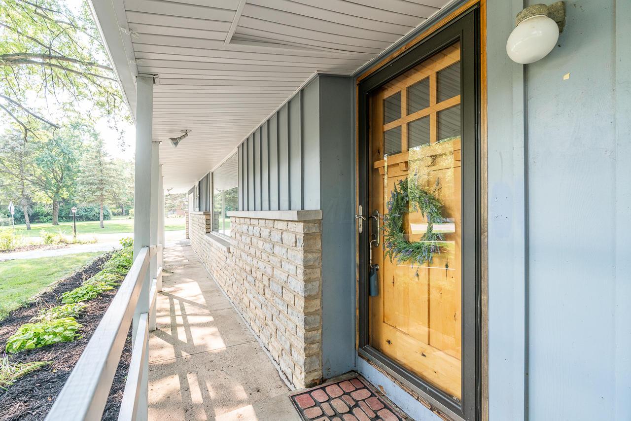 3522 West Henderson Road Columbus, OH 43220 - Photo 3 of 45 Gallery Image 3