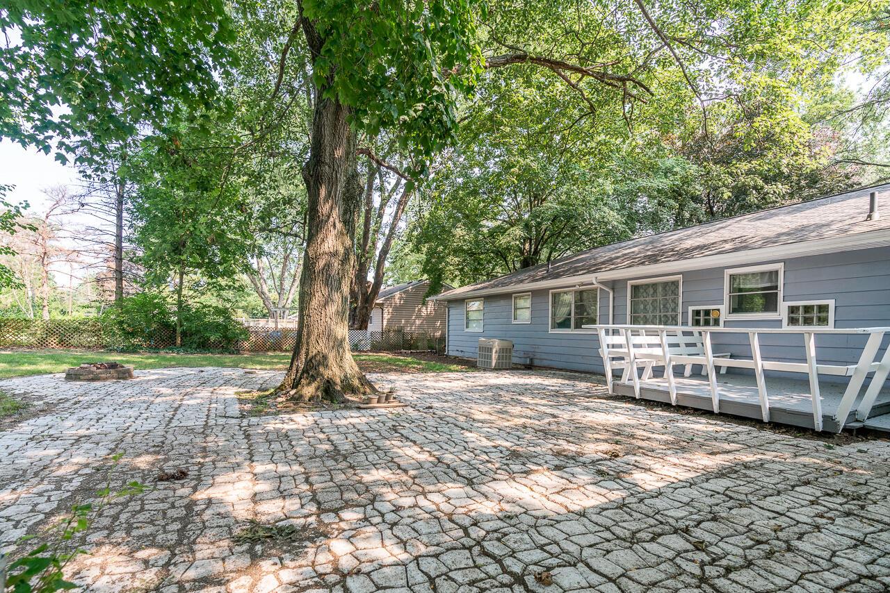 3522 West Henderson Road Columbus, OH 43220 - Photo 43 of 45 Gallery Image 43