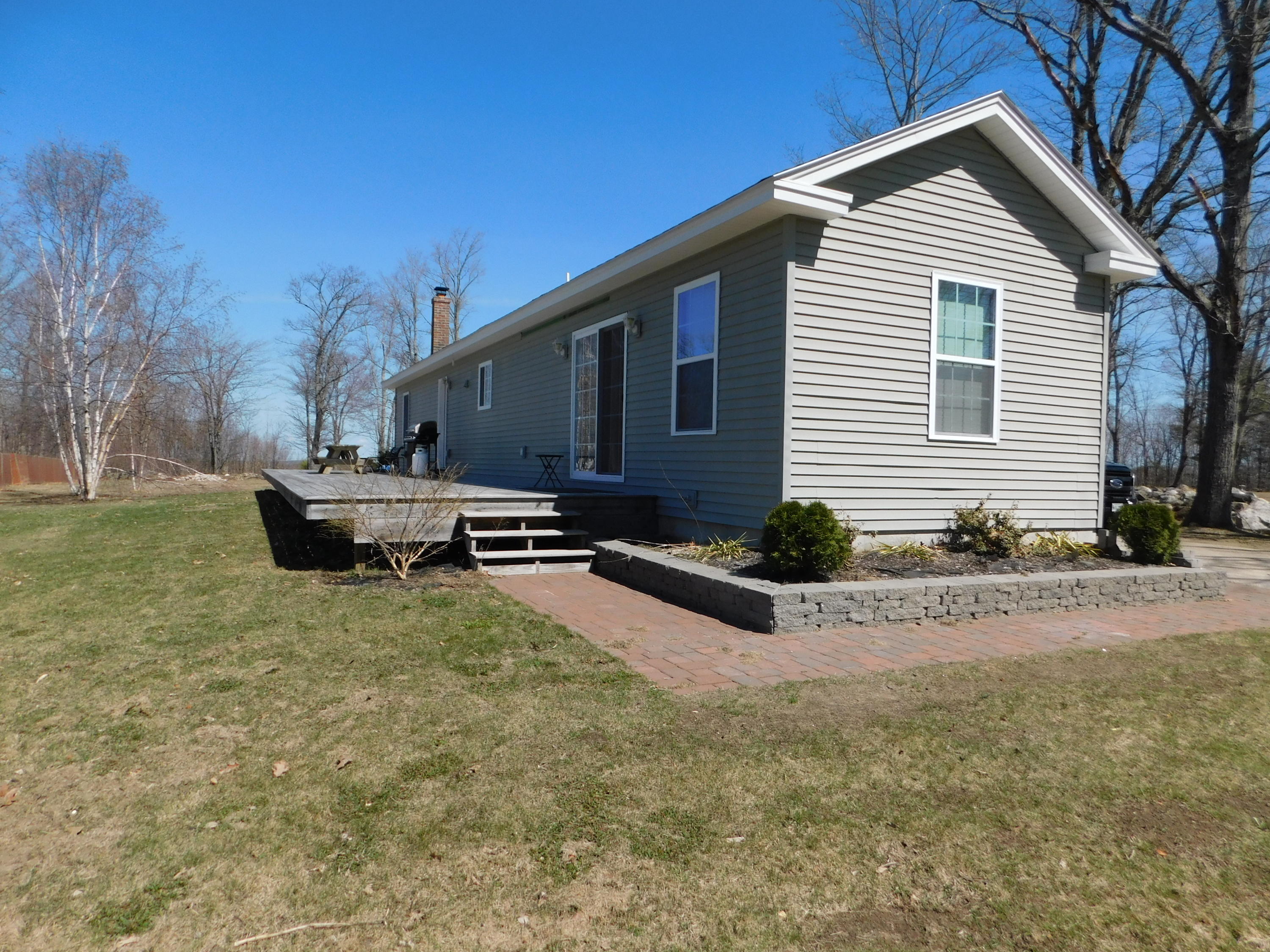 138 Mountain View Road Gray, ME 04039 - Photo 2 of 25 DSCN0191