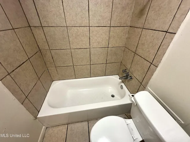 $61,900 | 3925 Camilla Drive, Jackson, MS 39212