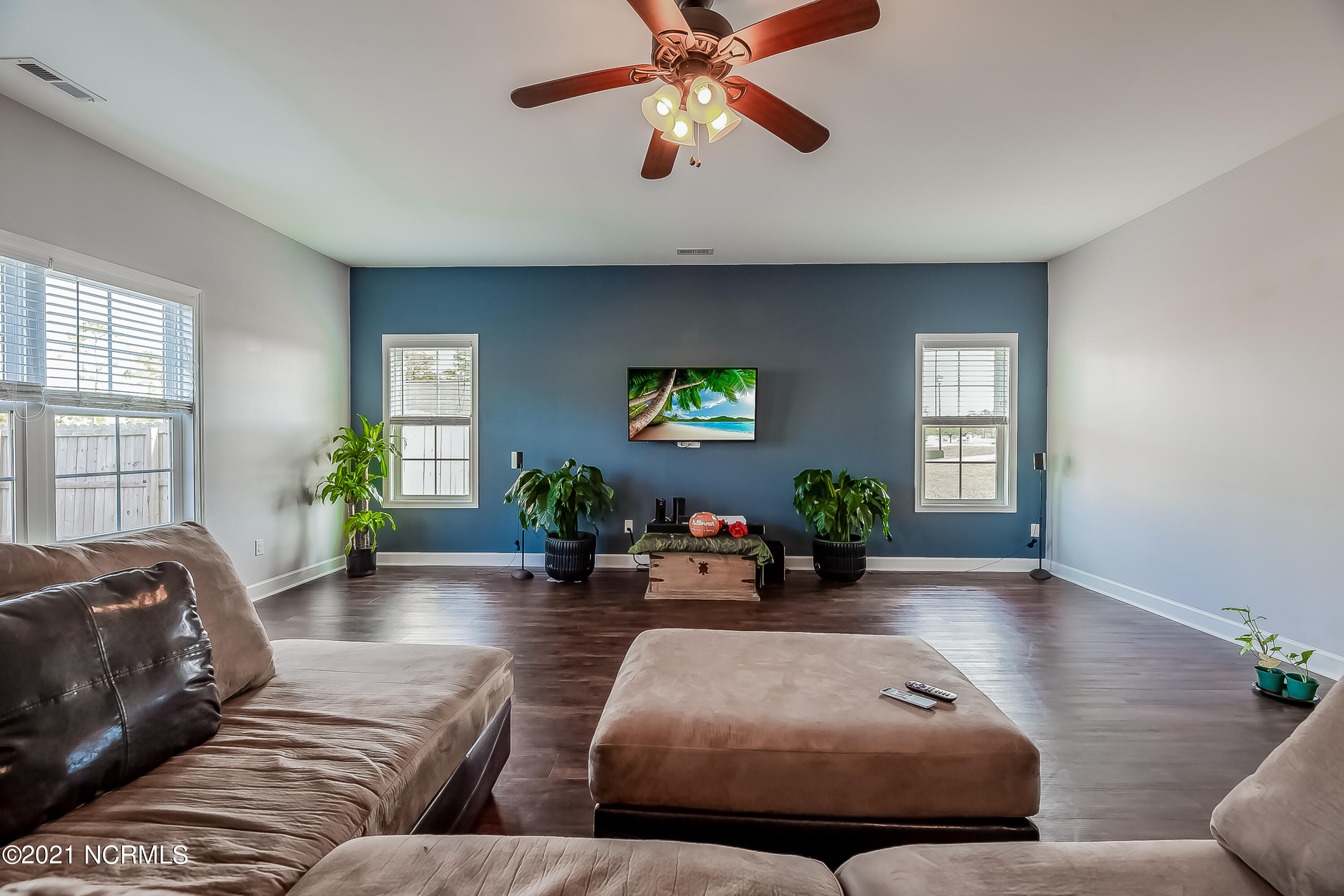 362 Inverness Drive Hubert, NC 28539 - Photo 20 of 56 20LIVING