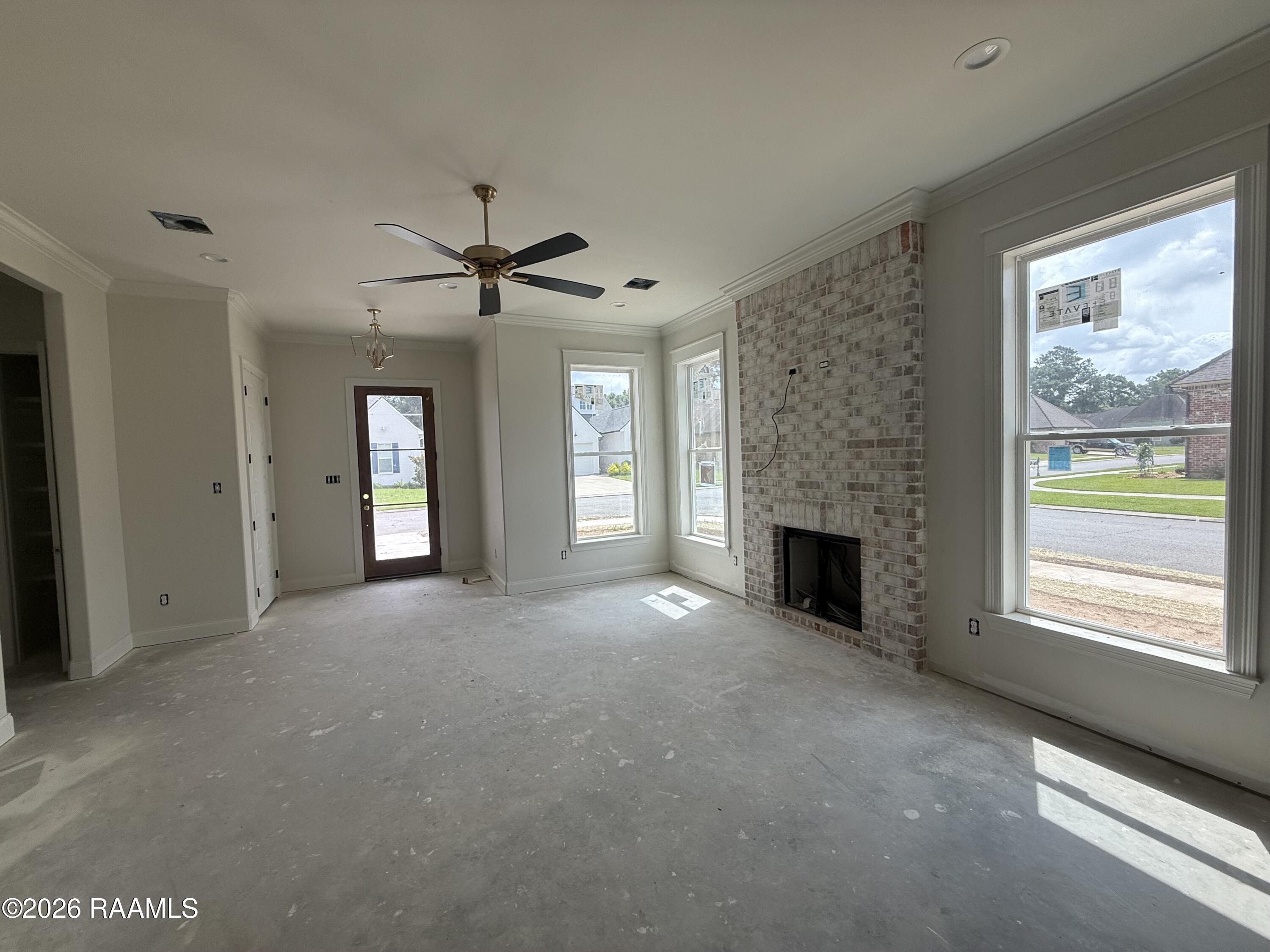 401 Croft Row Lafayette, LA 70503 - Photo 3 of 15 Living Room