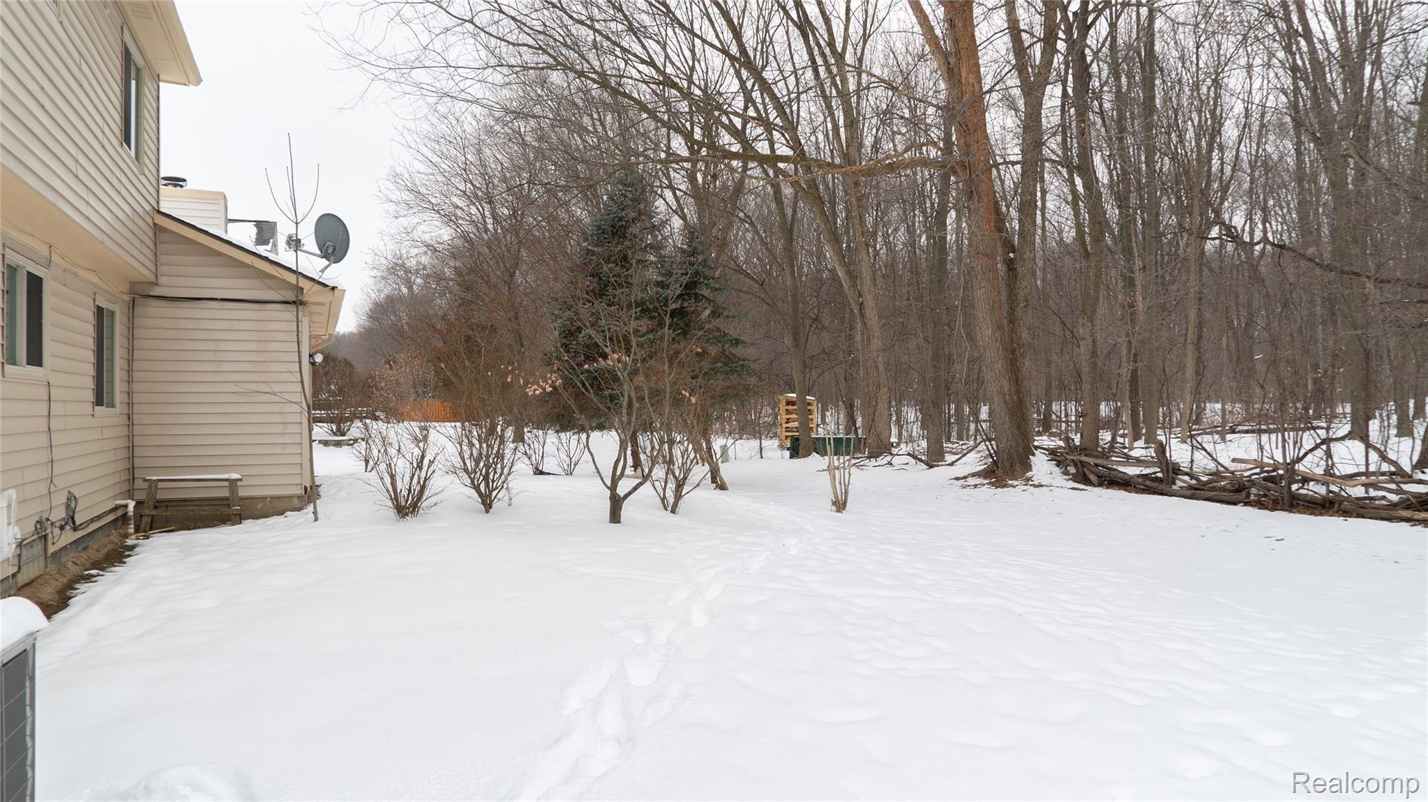45930 Cider Mill Road Novi, MI 48374 - Photo 40 of 41 DSC09736.jpg