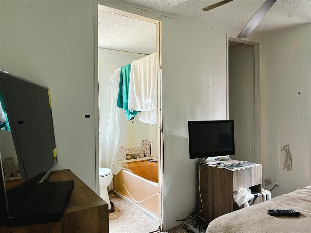 16075 Northwest 37th Terrace Reddick, FL 32686 - Photo 21 of 22