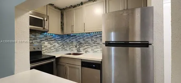 $1,500 | 1 Northeast 78th Street, Unit 9, Miami, FL 33138