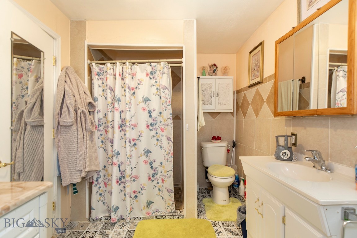 353 Shining Mountains Loop Road Ennis, MT 59729 - Photo 32 of 71 Gallery Image 32