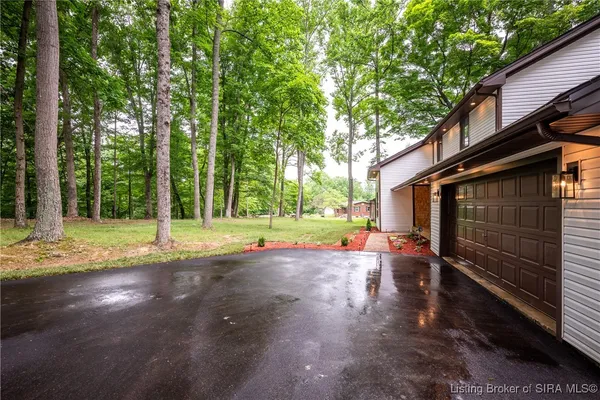 $565,000 | 4236 Evans Jacobi Road, Georgetown, IN 47122