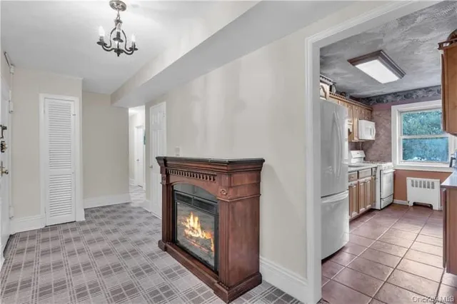 $295,000 | 51 White Oak Street, Unit 2A, New Rochelle, NY 10801