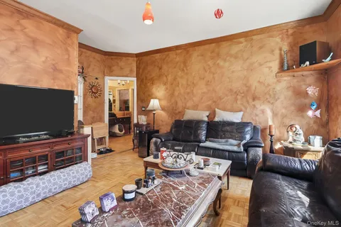 $2,199,999 | 124 West Lincoln Avenue, Mount Vernon, NY 10550