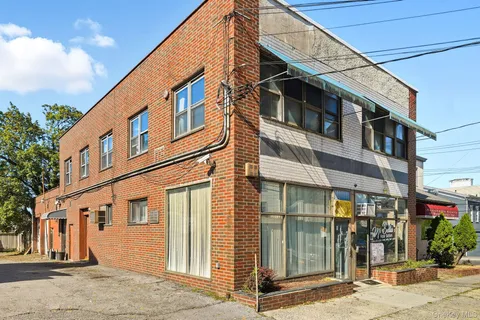 $2,199,999 | 124 West Lincoln Avenue, Mount Vernon, NY 10550