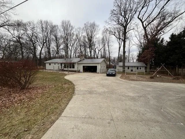 $339,900 | 11834 West Carson City Road, Greenville, MI 48838