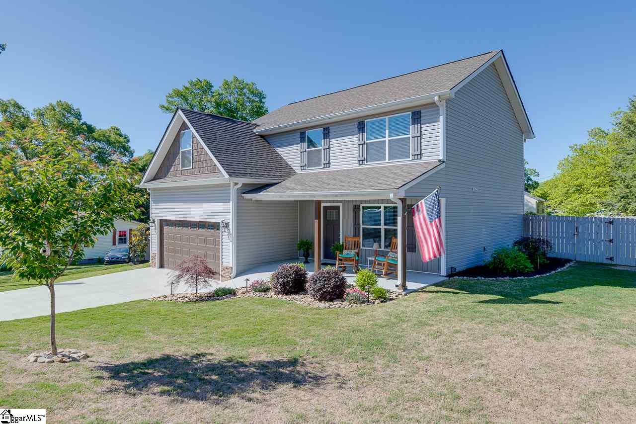 411 West Belvue Road Greenville, SC 29609 - Photo 3 of 34 Gallery Image 3
