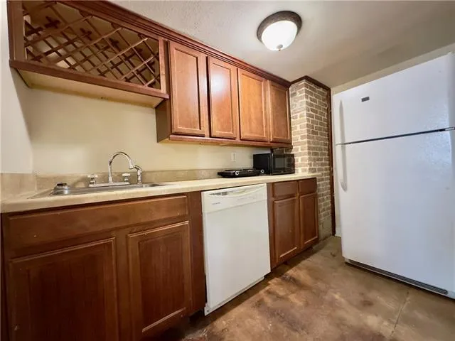 $1,000 | 7930 Plum Street, Unit G, New Orleans, LA 70118