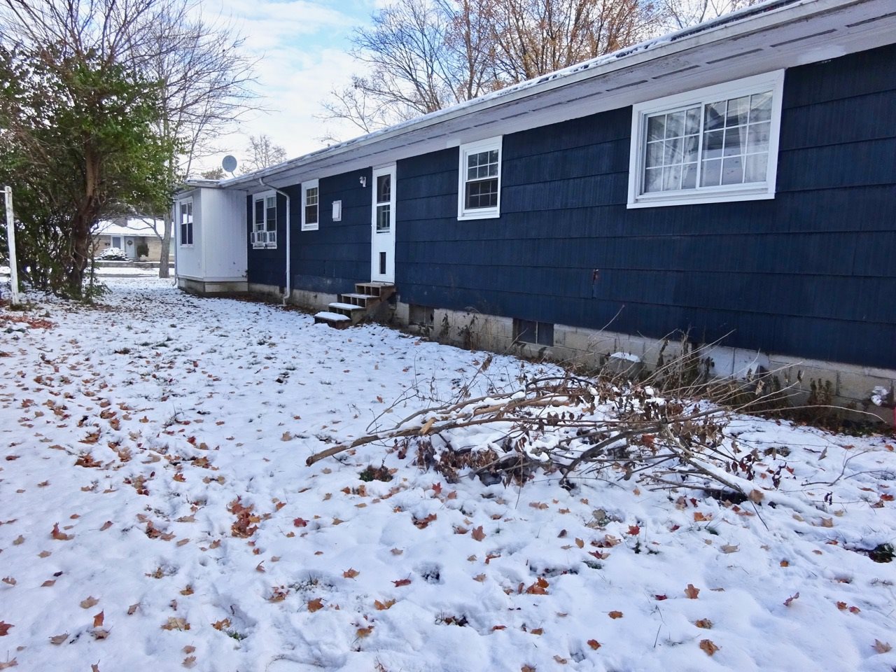 521 North Alden Road Muncie, IN 47304 - Photo 2 of 27
