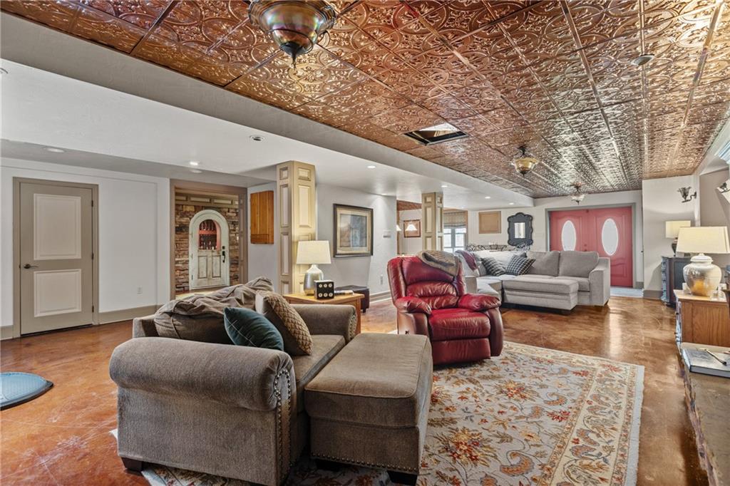 1217 Robbins Station Road North Huntingdon, PA 15642 - Photo 43 of 50 Gallery Image 43