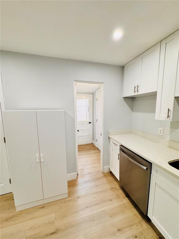 2837 18th Avenue North St. Petersburg, FL 33713 - Photo 10 of 28 a view of a kitchen with wooden floor and electronic appliances