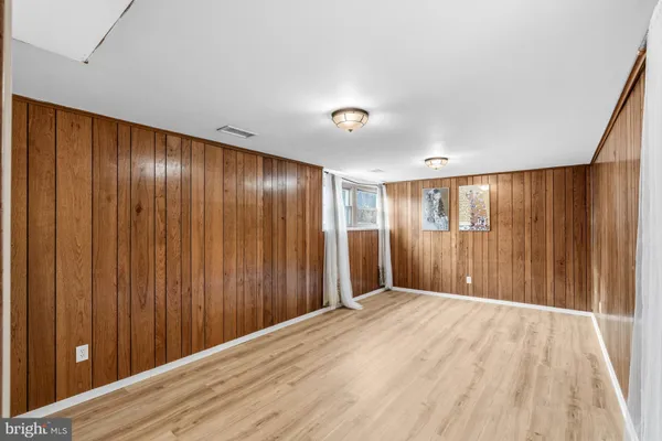$995,000 | 900 Azalea Drive, Rockville, MD 20850