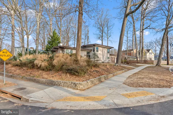 $995,000 | 900 Azalea Drive, Rockville, MD 20850