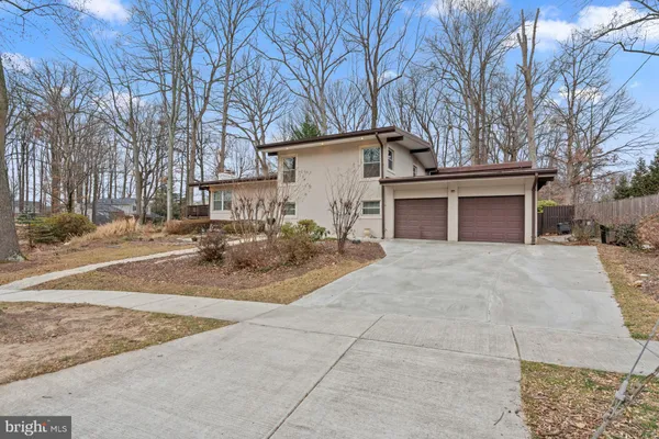 $995,000 | 900 Azalea Drive, Rockville, MD 20850